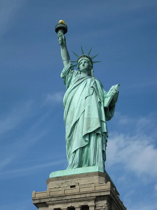 queen-of-liberty-202218_960_720